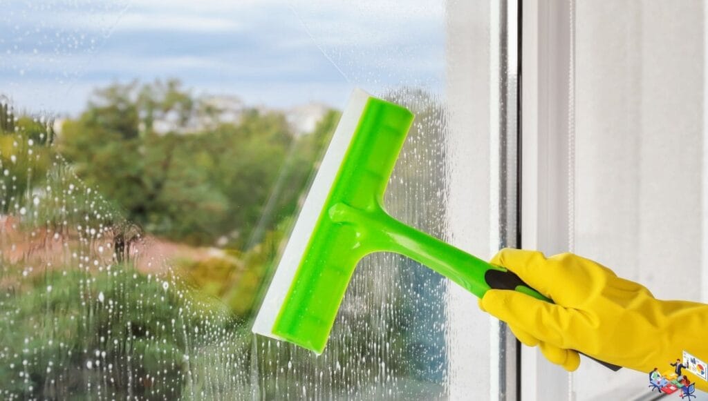 Prioritizing Safety in Commercial Window Cleaning Services